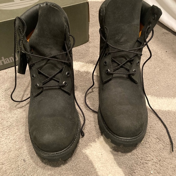 Limited edition black timberland boots - Picture 1 of 6